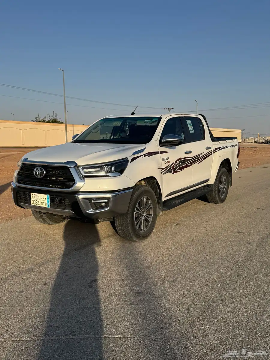 هايلوكس 2024 ديزل 2400 ممشى 112 الف 1