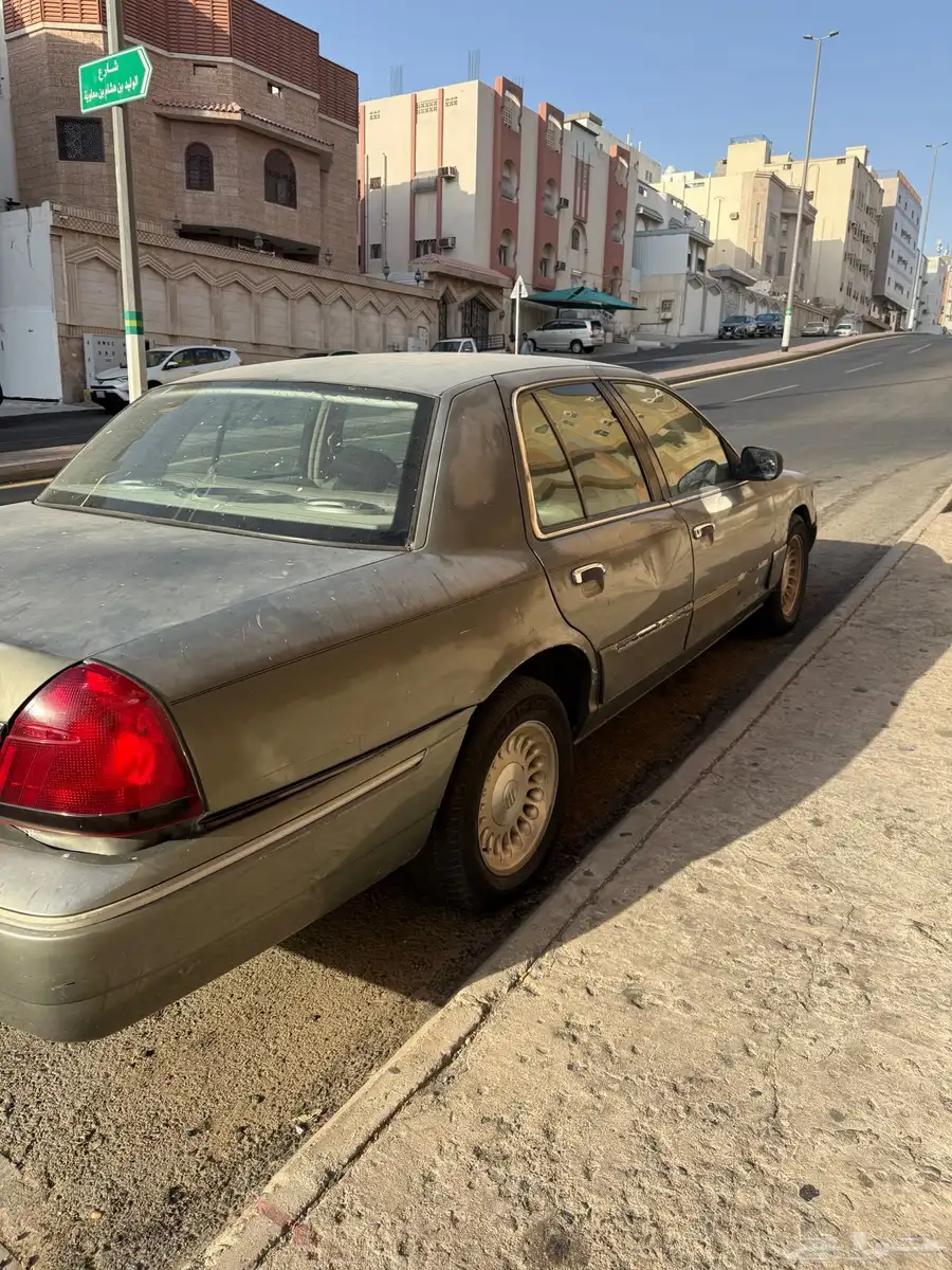 فورد جراند ماركيز 1999 5