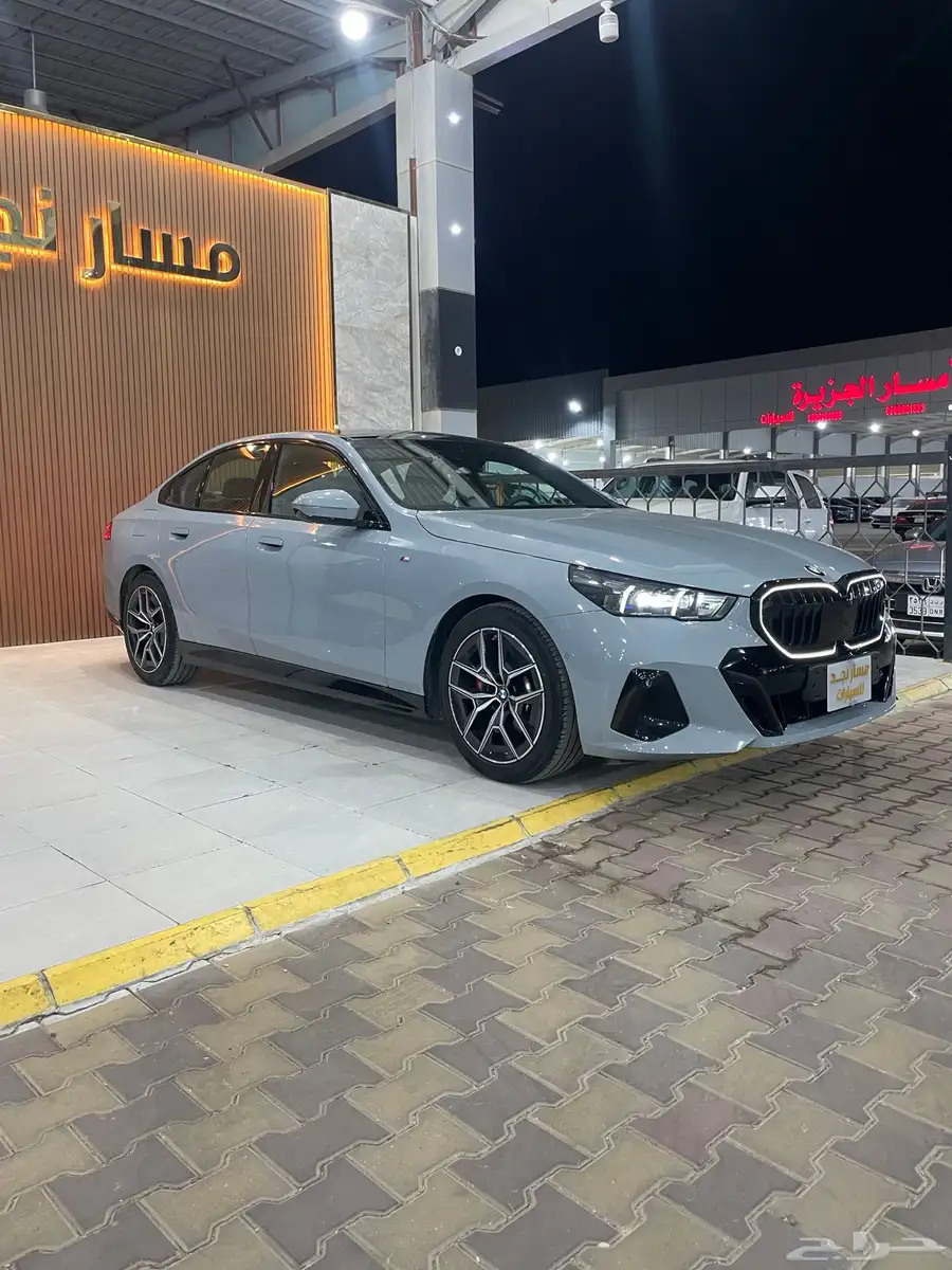 بي إم دبليو 520i Kit M موديل 2024 3