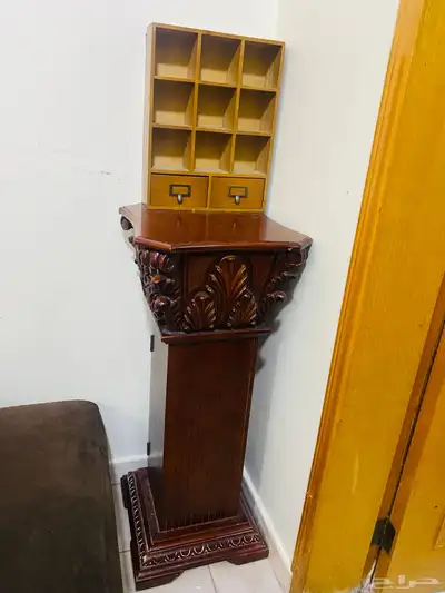 طاولة جانبية 1