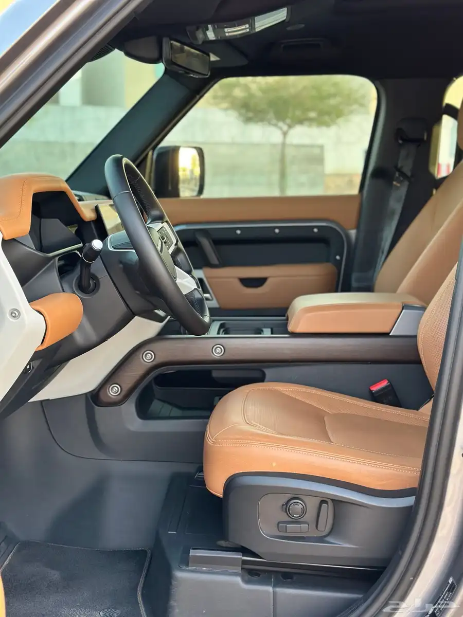ديفندر HSE اتش اس اي V6 10