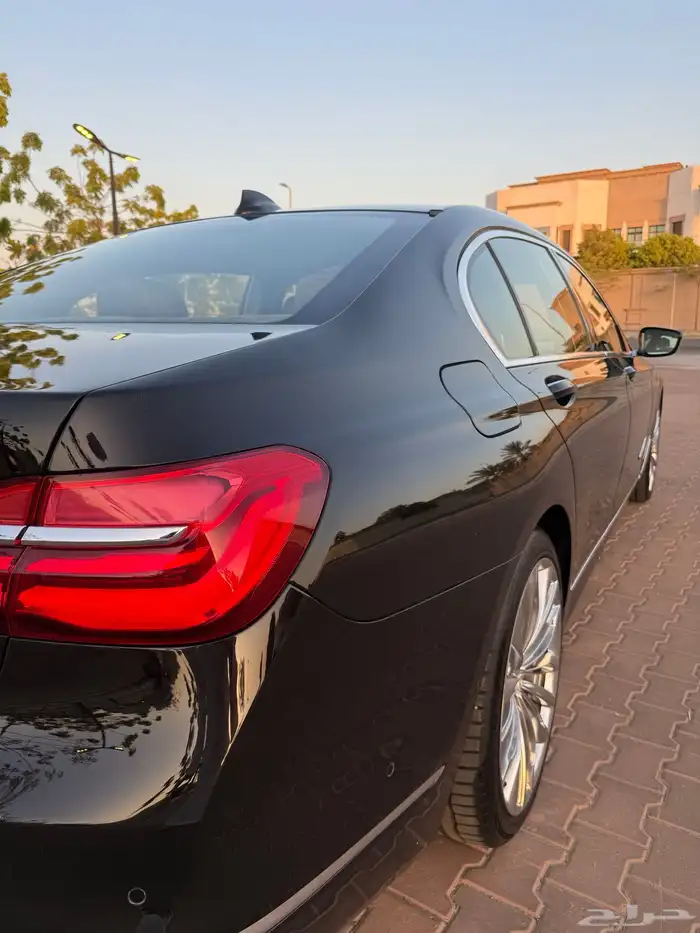 تم البيع تم البيع2016 BMW 750 X-drive Individual طلبيه ناغي 6