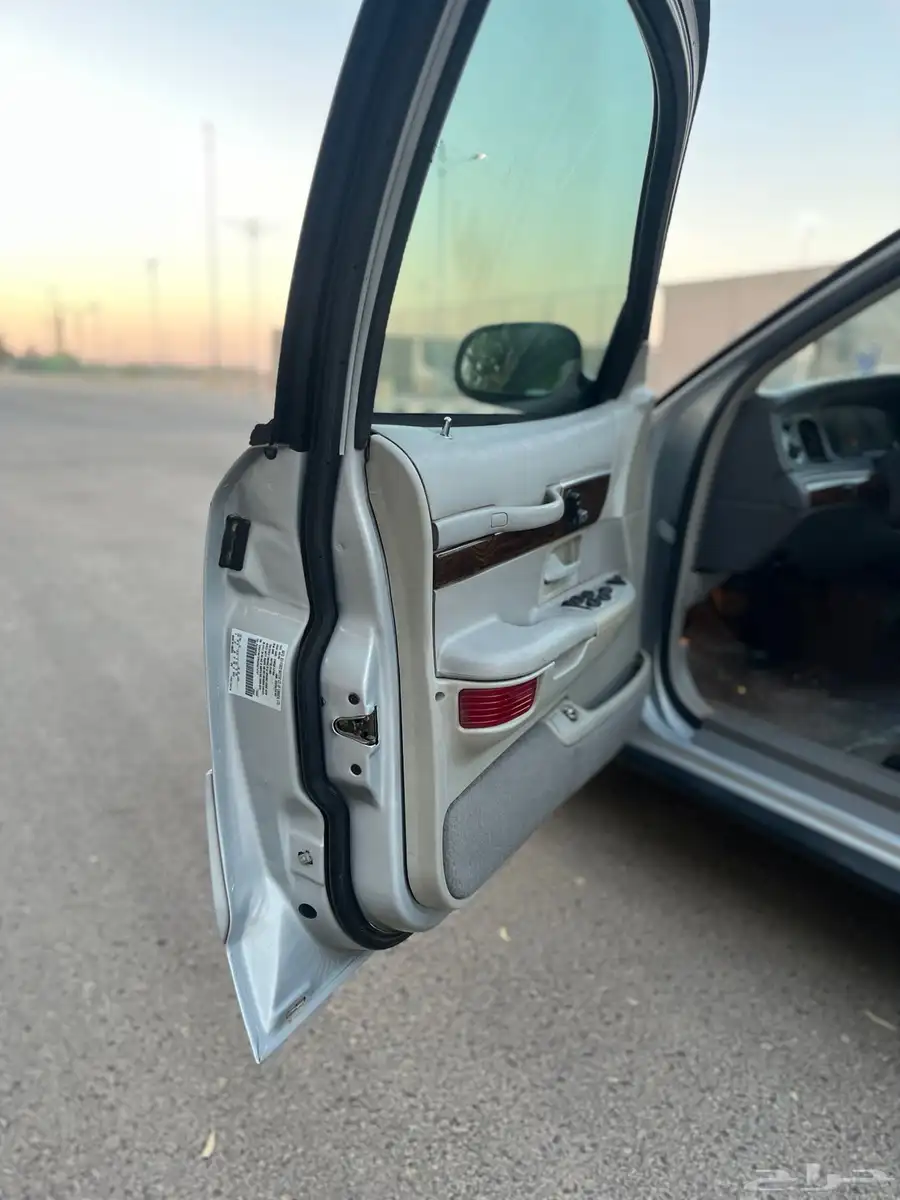 فورد ماركيز 99 فل كامل نظيف جدا 22