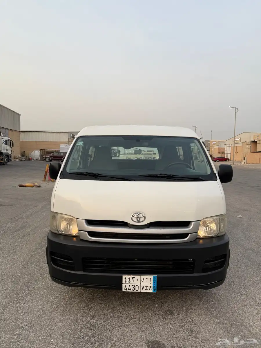 باص تويوتا هايس 2008 ديزل نص قبه 1