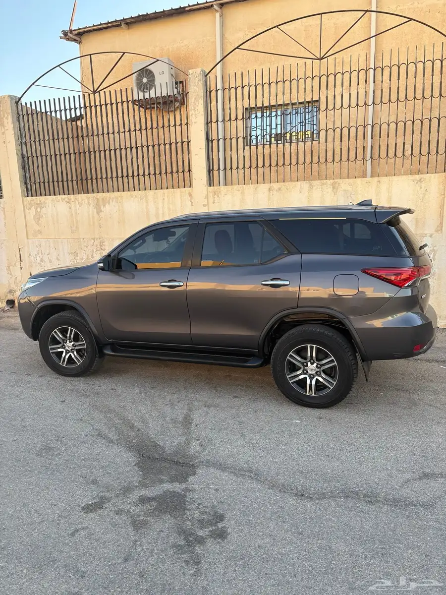 فورشنر 2017 للبيع vx 6v 10