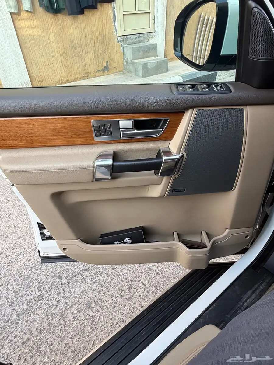 ديسكفري LR4 11