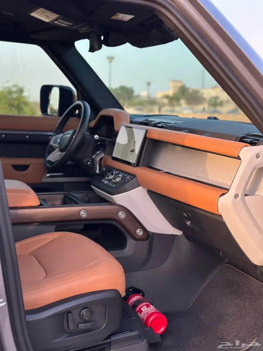 ديفندر HSE اتش اس اي V6 15