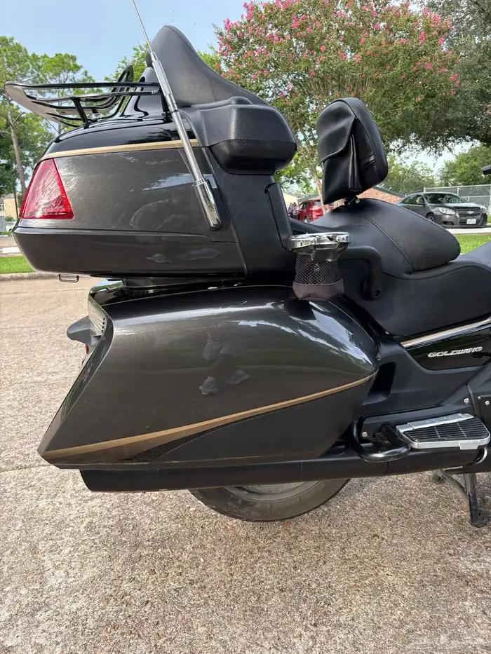 2016 Honda Goldwing تم البيع و الله يبارك للمشتري 9