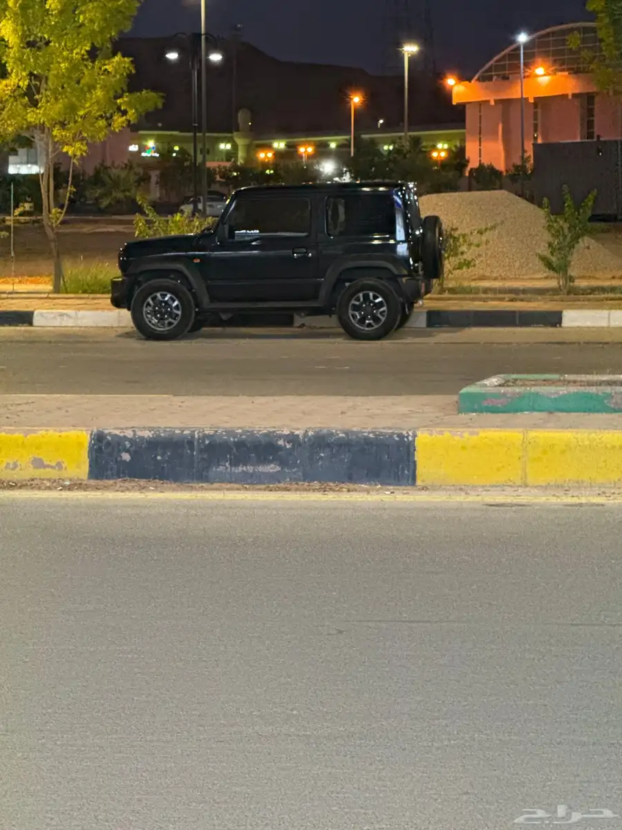 سوزوكي جمني2023 14