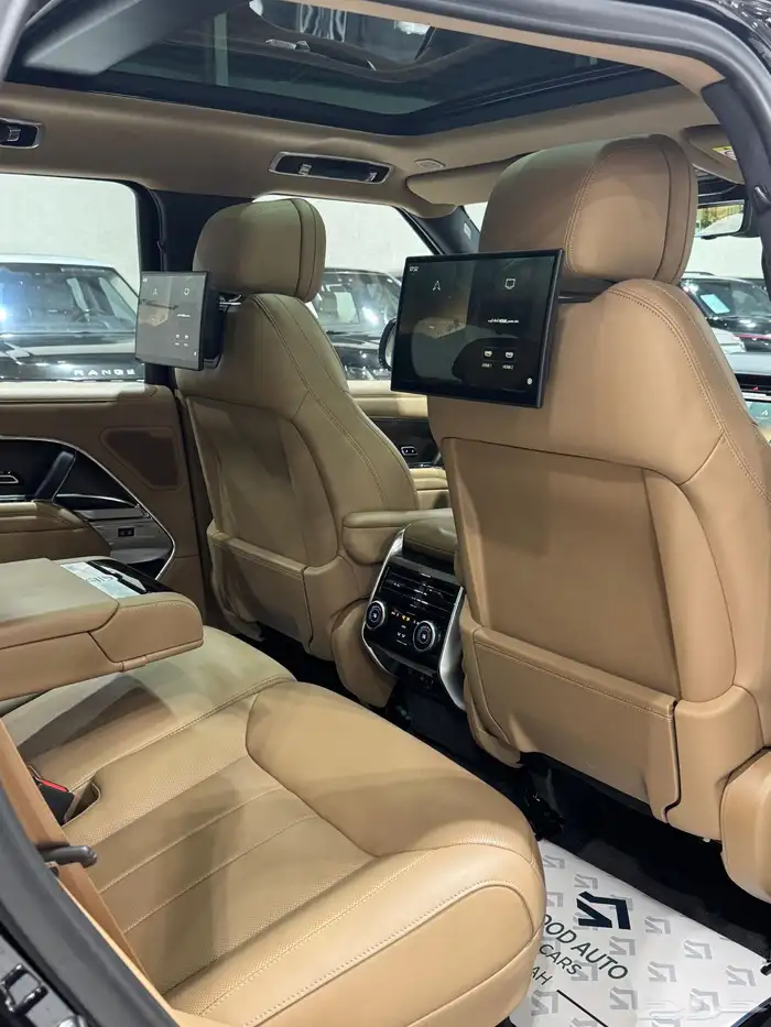 رنج روفر فوج HSE P530 موديل 2024 فل كامل مستعمل . 10