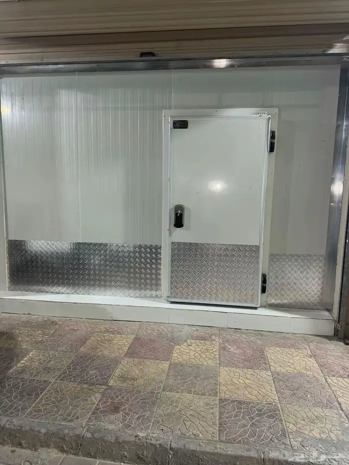 غرف تبريد وتجميد تمور ولحوم ودجاج 2