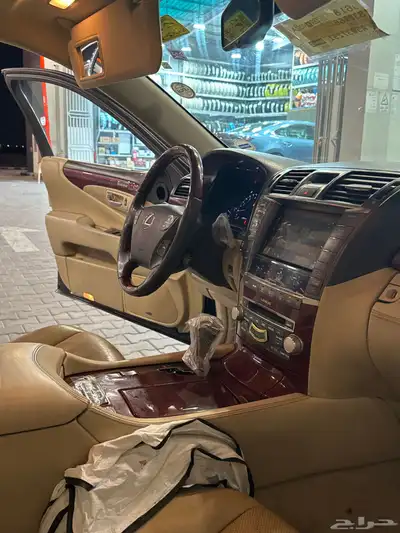 لكزس Ls 460. 2010 للبيع بدي بلد 18