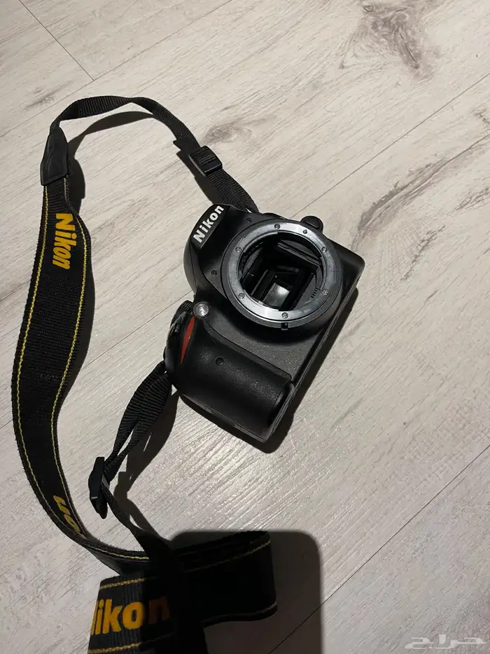 كاميرا نيكون للبيع 2