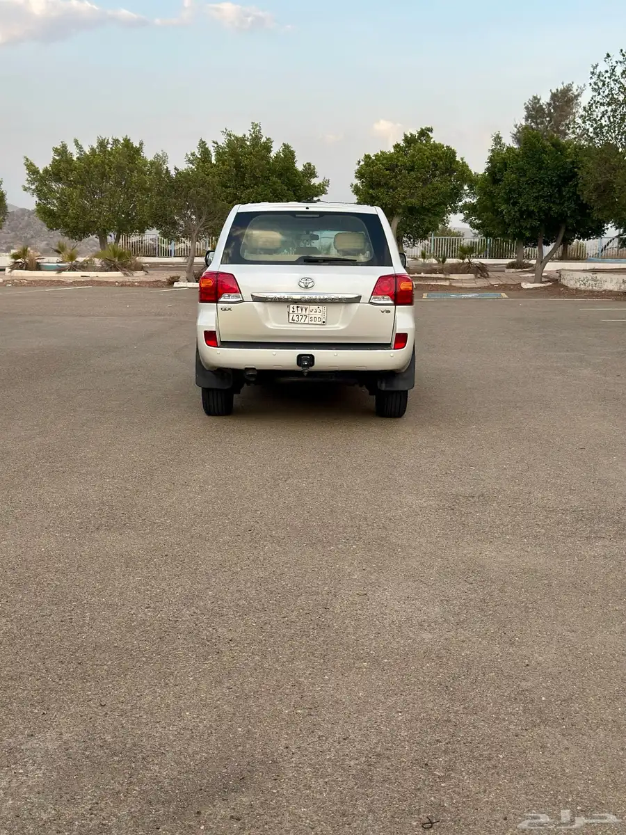 لاندكروزر 2014 هدد 6