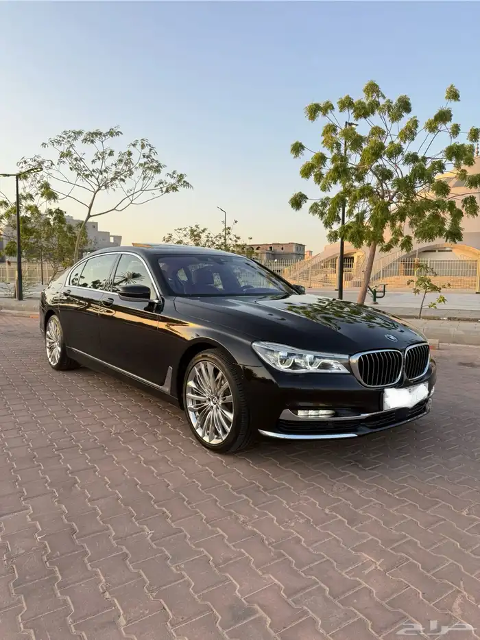تم البيع تم البيع2016 BMW 750 X-drive Individual طلبيه ناغي 9