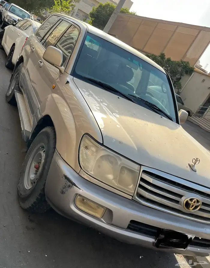 للبيع جيب لاندكلوزر 2006 1