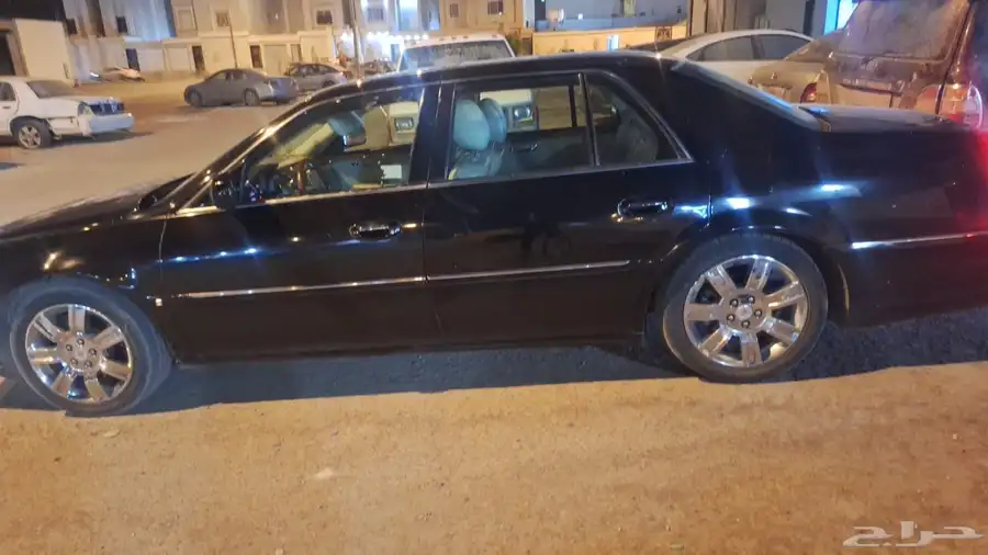 كاديلاك 2009 DTS للبيع 1