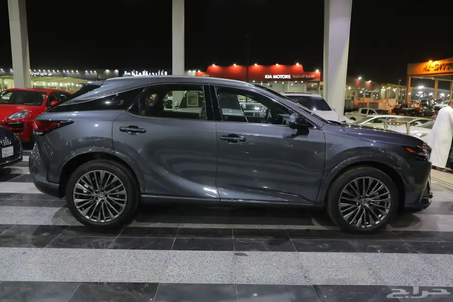 لكزس RX 350 2023 جديد 6