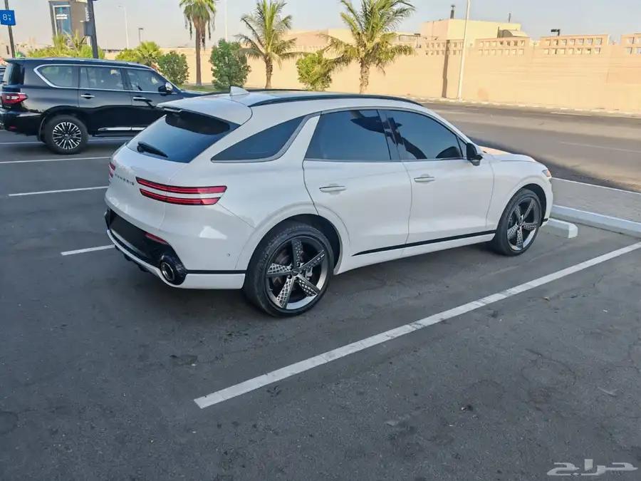 جينسس gv70 5