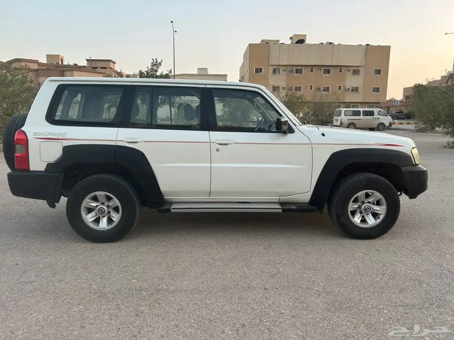 باترول 2009 4