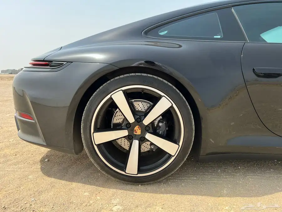 Porsche 911 Carrera 2025 index