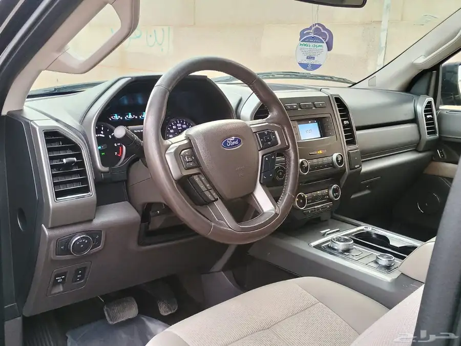فورد اكسبيدشن 2018 دبل 17