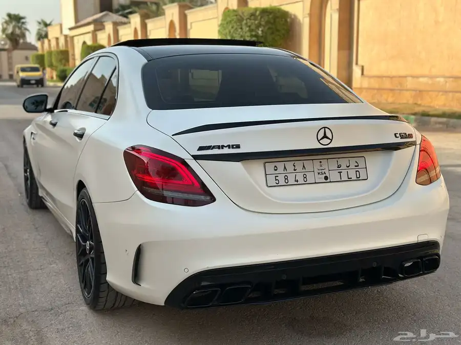 مرسيدس c63s AMG 2020 جفالي نظيف جدا 2