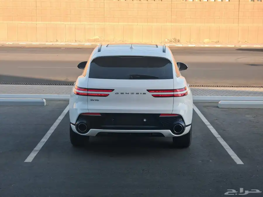 جينسس gv70 4