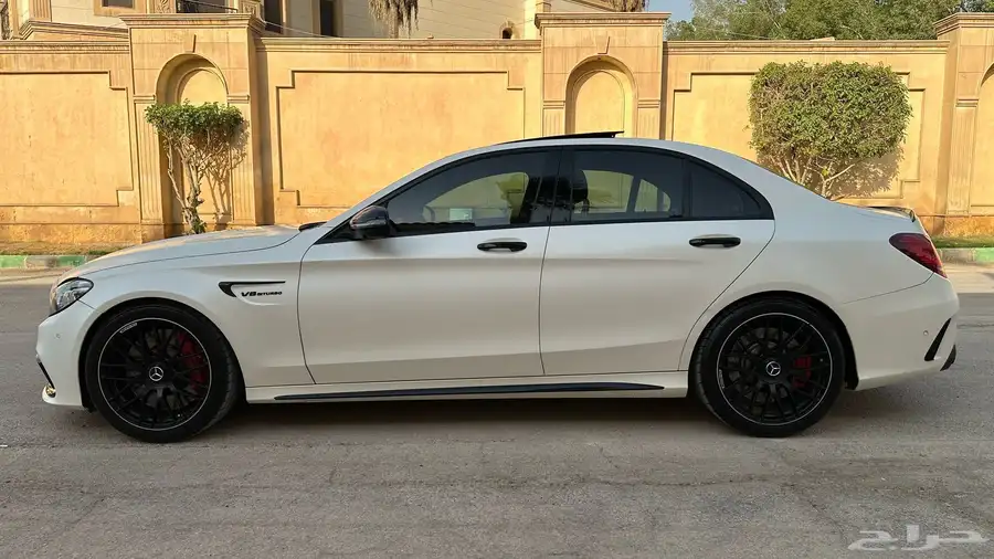 مرسيدس c63s AMG 2020 جفالي نظيف جدا 19
