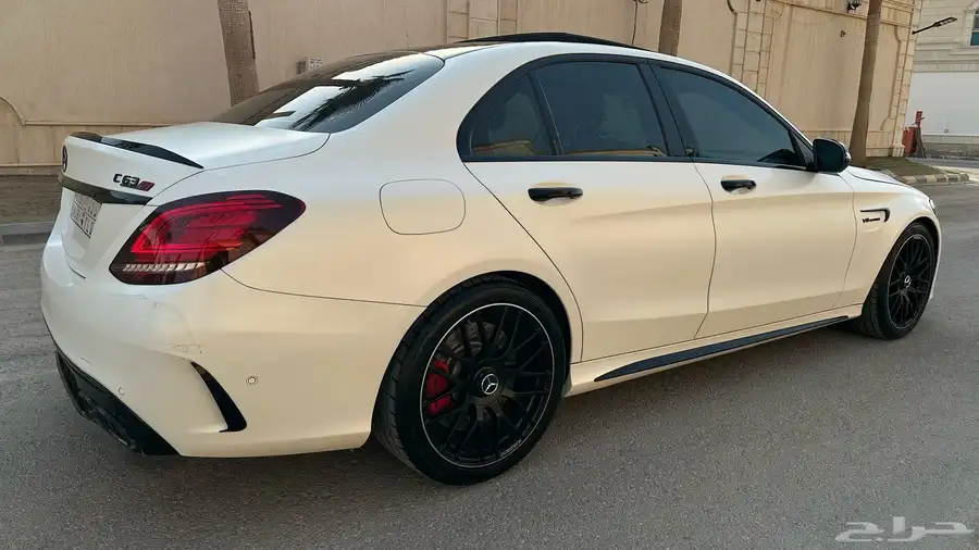 مرسيدس c63s AMG 2020 جفالي نظيف جدا 4