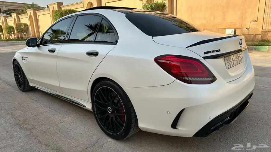 مرسيدس c63s AMG 2020 جفالي نظيف جدا 7