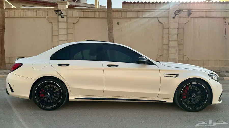 مرسيدس c63s AMG 2020 جفالي نظيف جدا 18