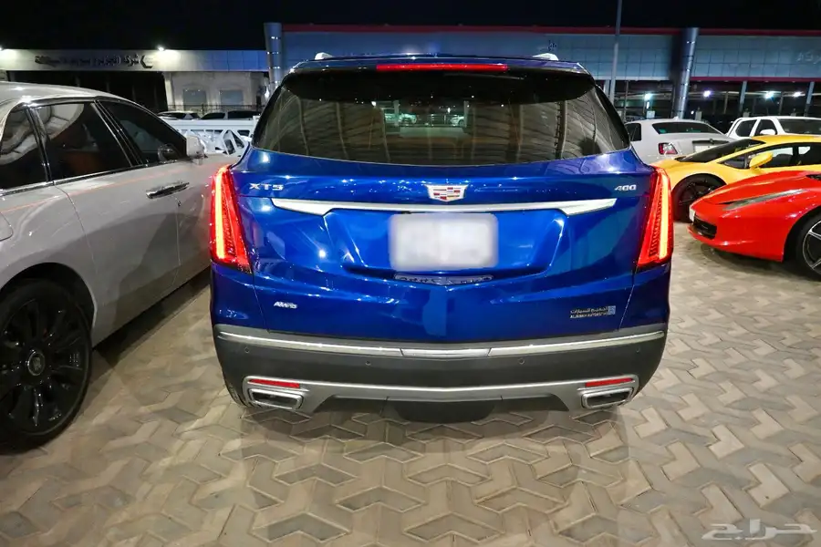 كاديلاك XT5 2023 شبه جديد ضمان وصيانه مجانية 4