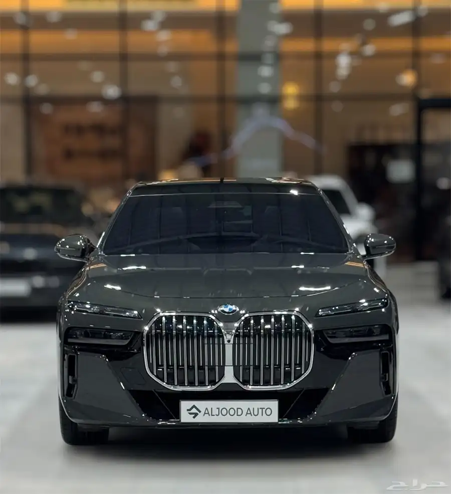 بي ام دبليو 740i موديل 2023 فل كامل مستعمل 0