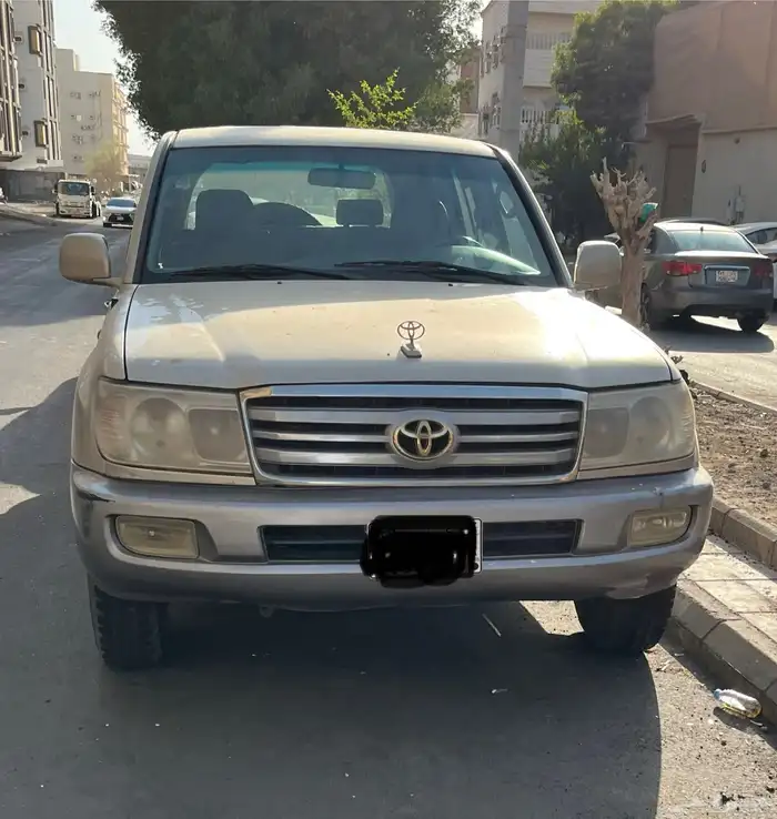 للبيع جيب لاندكلوزر 2006 2