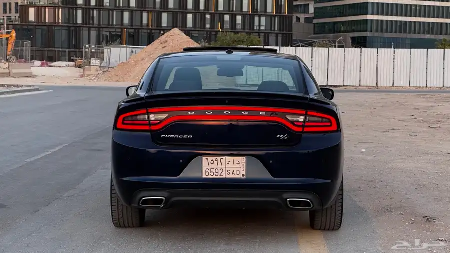 للبيع دودج تشارجر R T V8 4