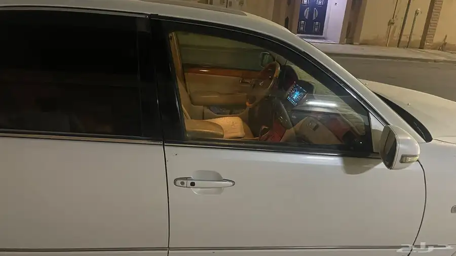 لكزس 2003 430 LS 8