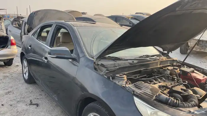 ماليبو تشليح 2014 قطع غيار فقط السياره في البحرين 36