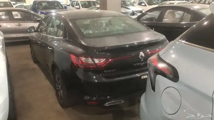 رينو ميجان نصف فل شاشه وكاميرا وبصمه موديل 2024 8