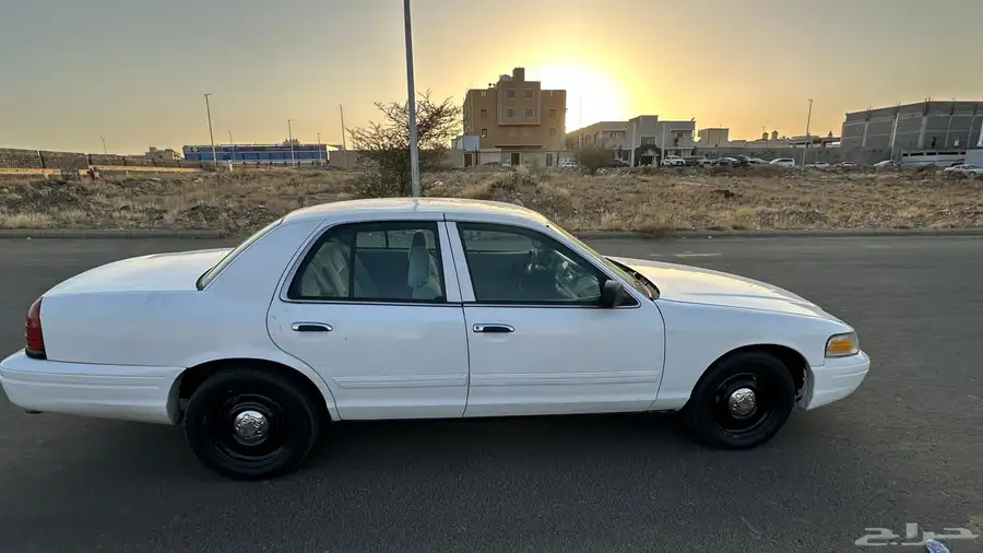 فورد بوليسي 3