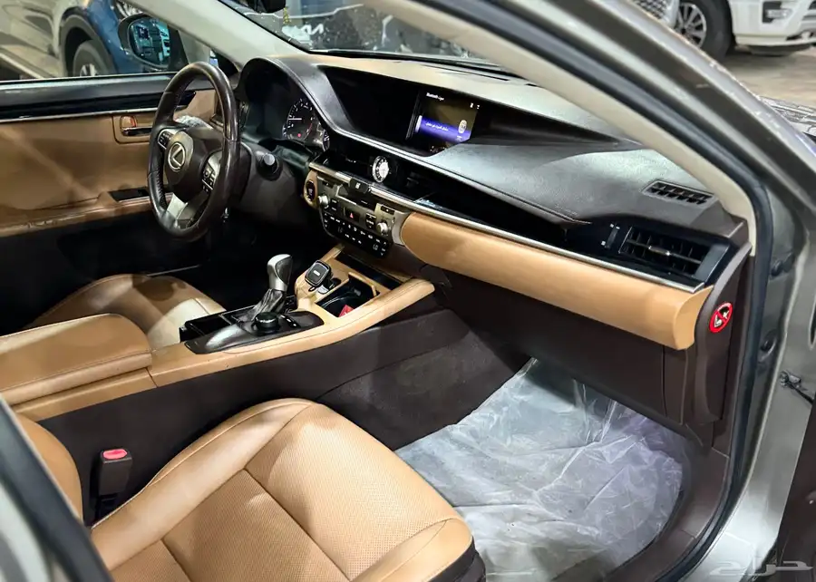 لكزس ES350 2017 فل كامل 23