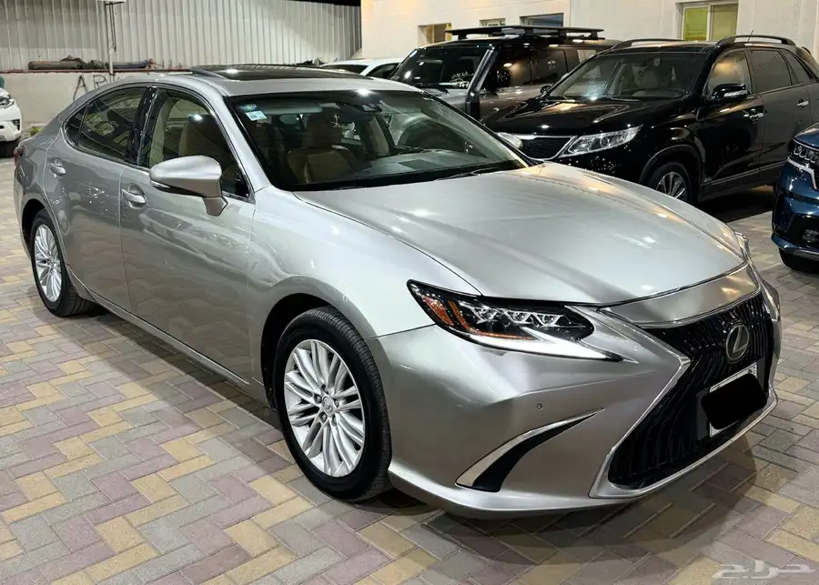لكزس ES350 2017 فل كامل 5