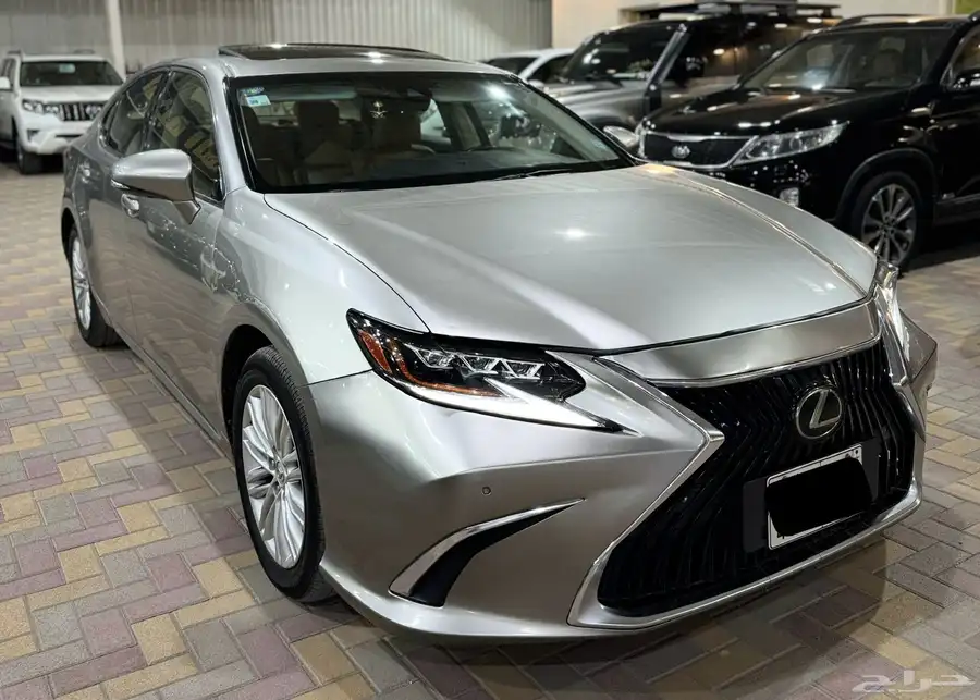 لكزس ES350 2017 فل كامل 6