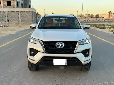 تويوتا فورشنر 2023 ممشى 25 الف 2