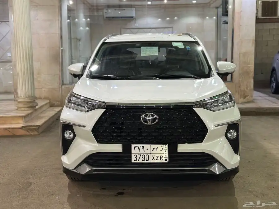 تويوتا فيلوز 2024 GLX شبه الجديد 1