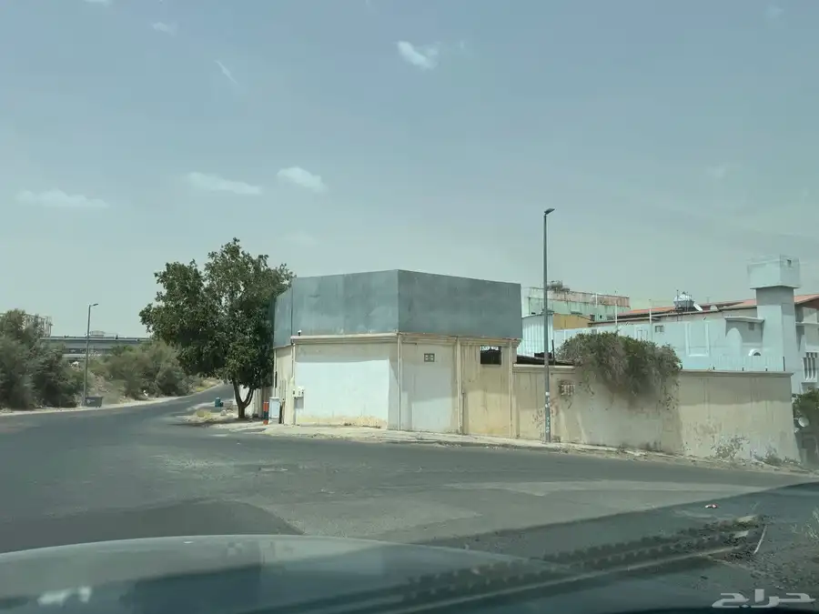 ارض تجاري شارعين الحلقه الشرقيه 3
