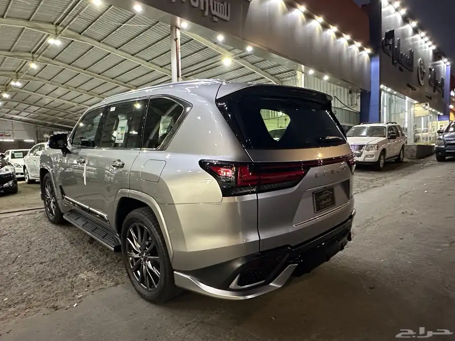 جيب لكزس LX 600 أف سبورت سعودي شبه أصفاار 27