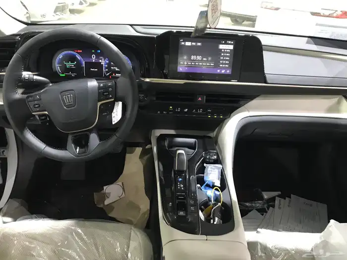 تويوتا كراون برستيج 2026 هايبرد افضل سعر كاش واقساط 5