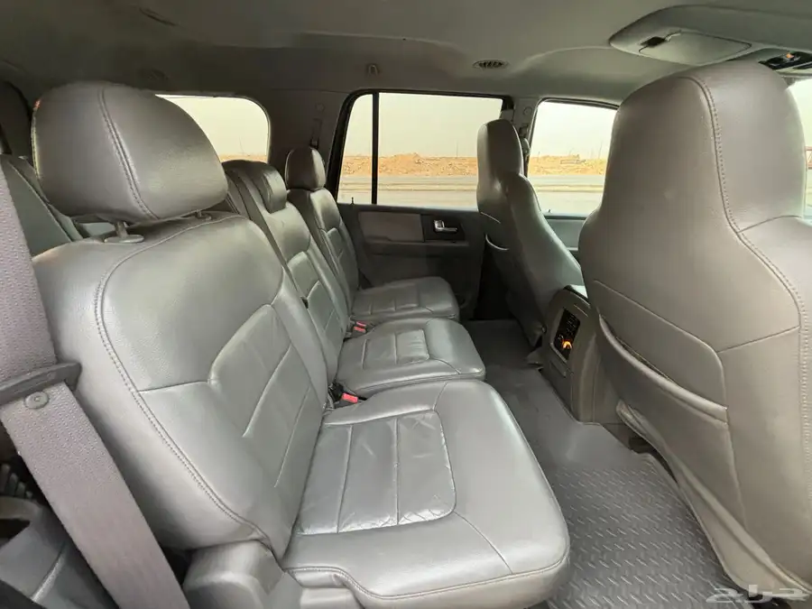 فورد اكسبديشن 2006 دبل نص فل XLT 17