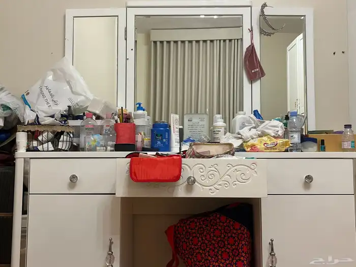 تسريحة كامله مع ادراج من ايكيا 0